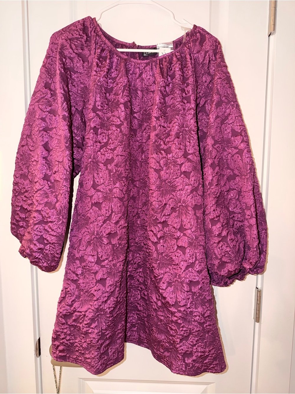 New York & Company Textured Floral Dress in Fuchsia
